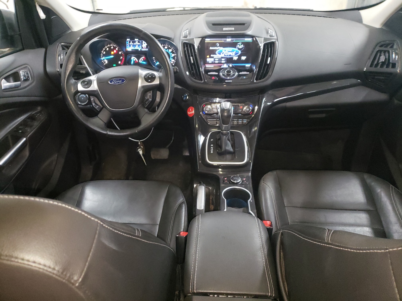 1FMCU9J91EUB70995 2014 Ford Escape Titanium