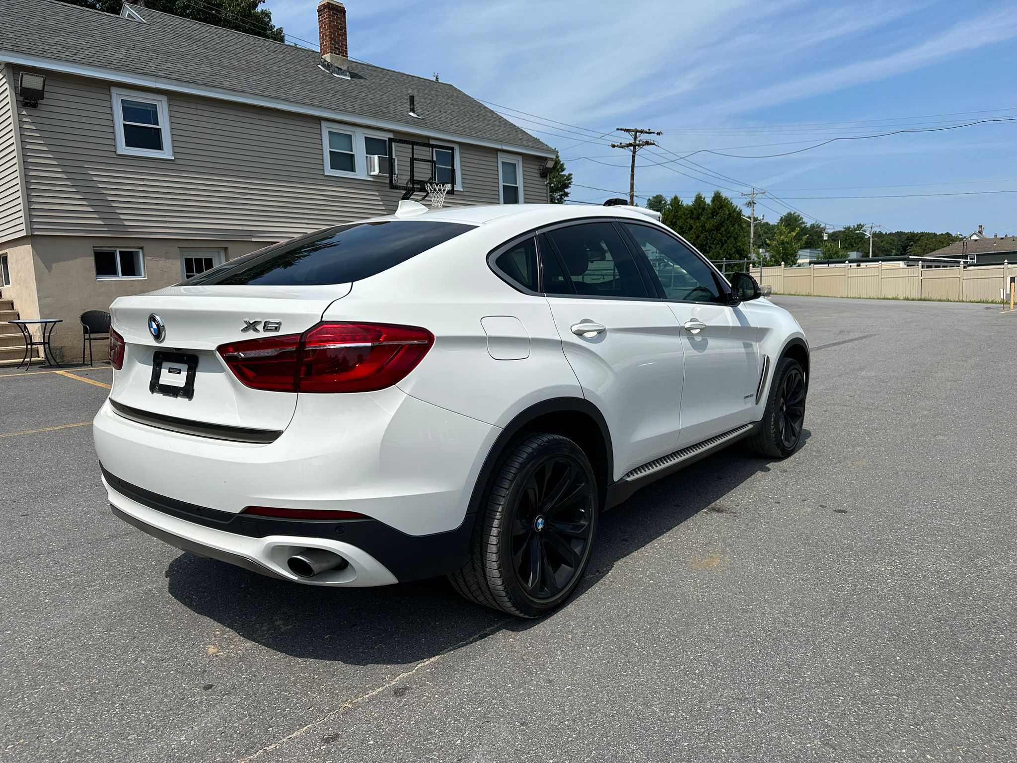 2016 BMW X6 xDrive35I vin: 5UXKU2C51G0N83347