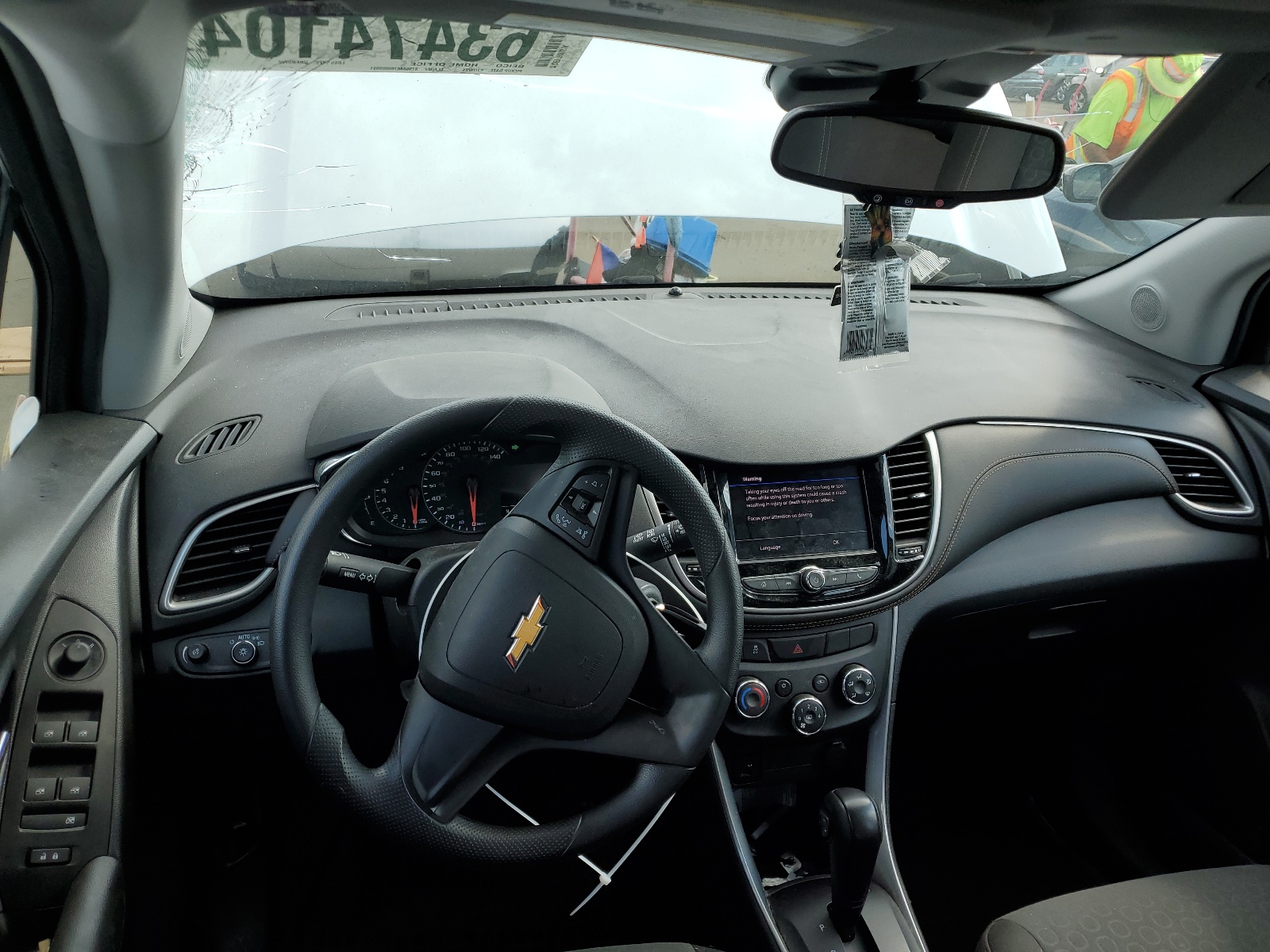 KL7CJKSB7LB316070 2020 Chevrolet Trax Ls