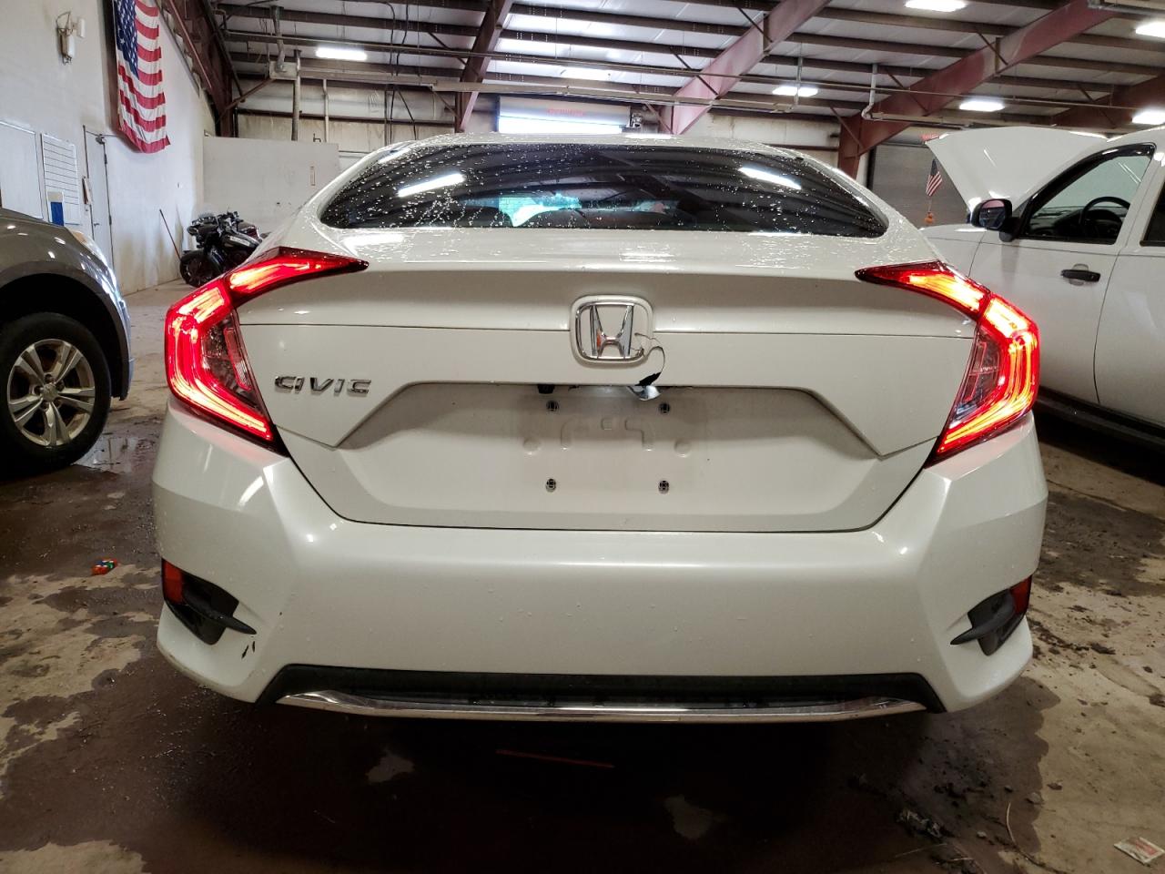 19XFC2F65KE013166 2019 Honda Civic Lx