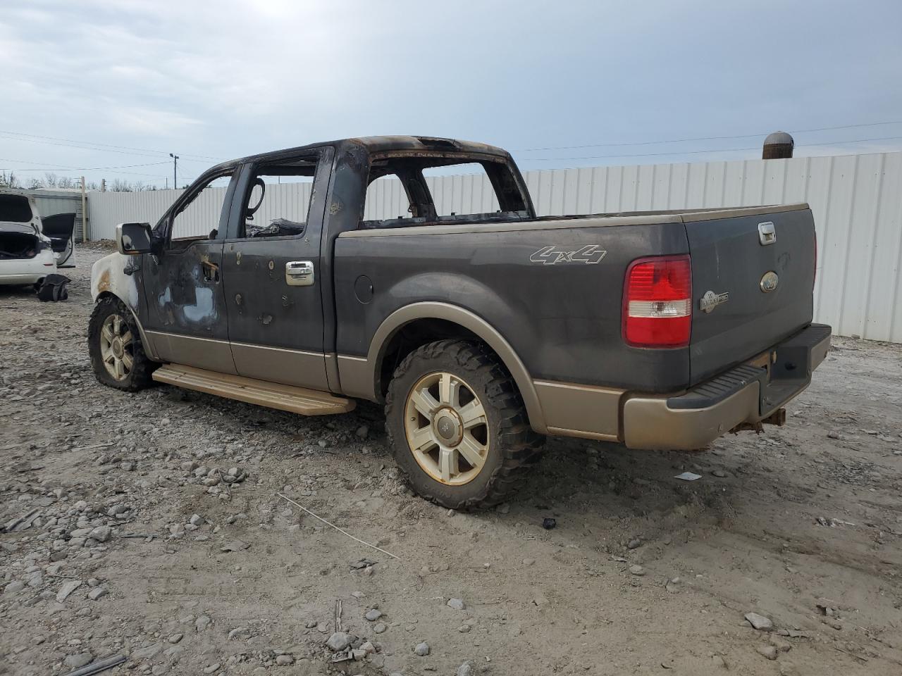 2006 Ford F-150 - Image 2
