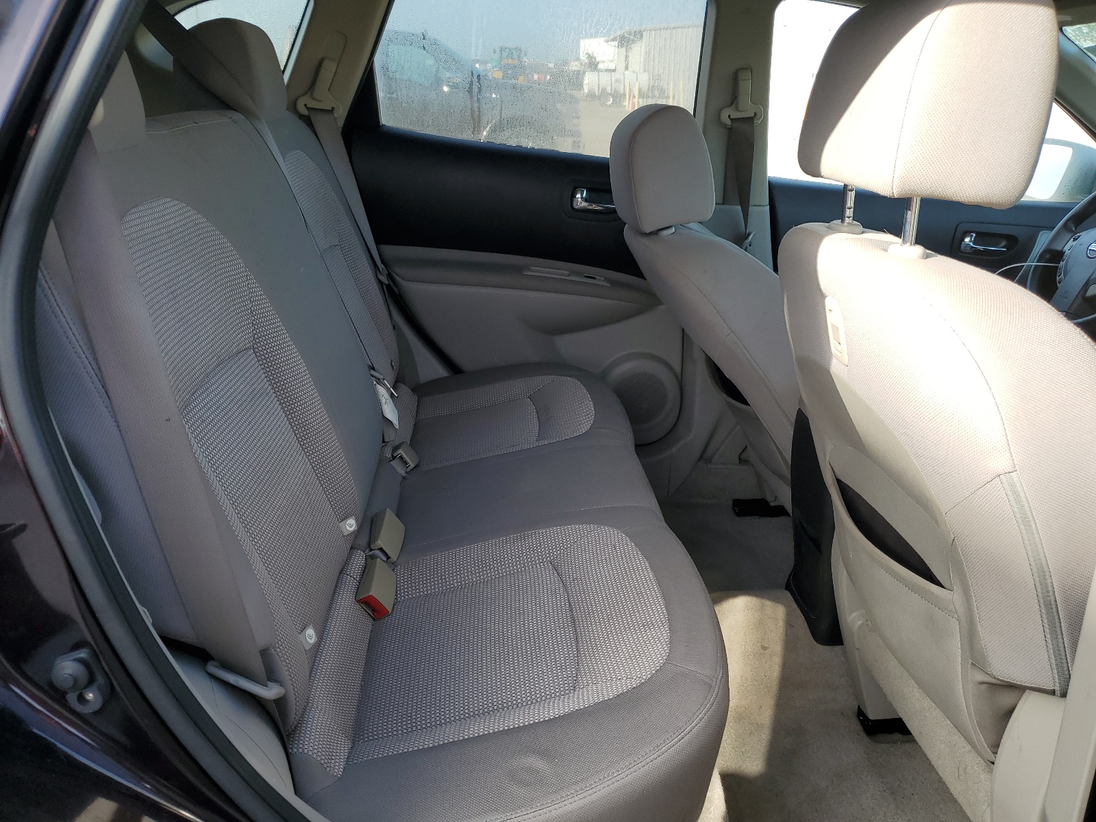 JN8AS5MT9BW170992 2011 Nissan Rogue S