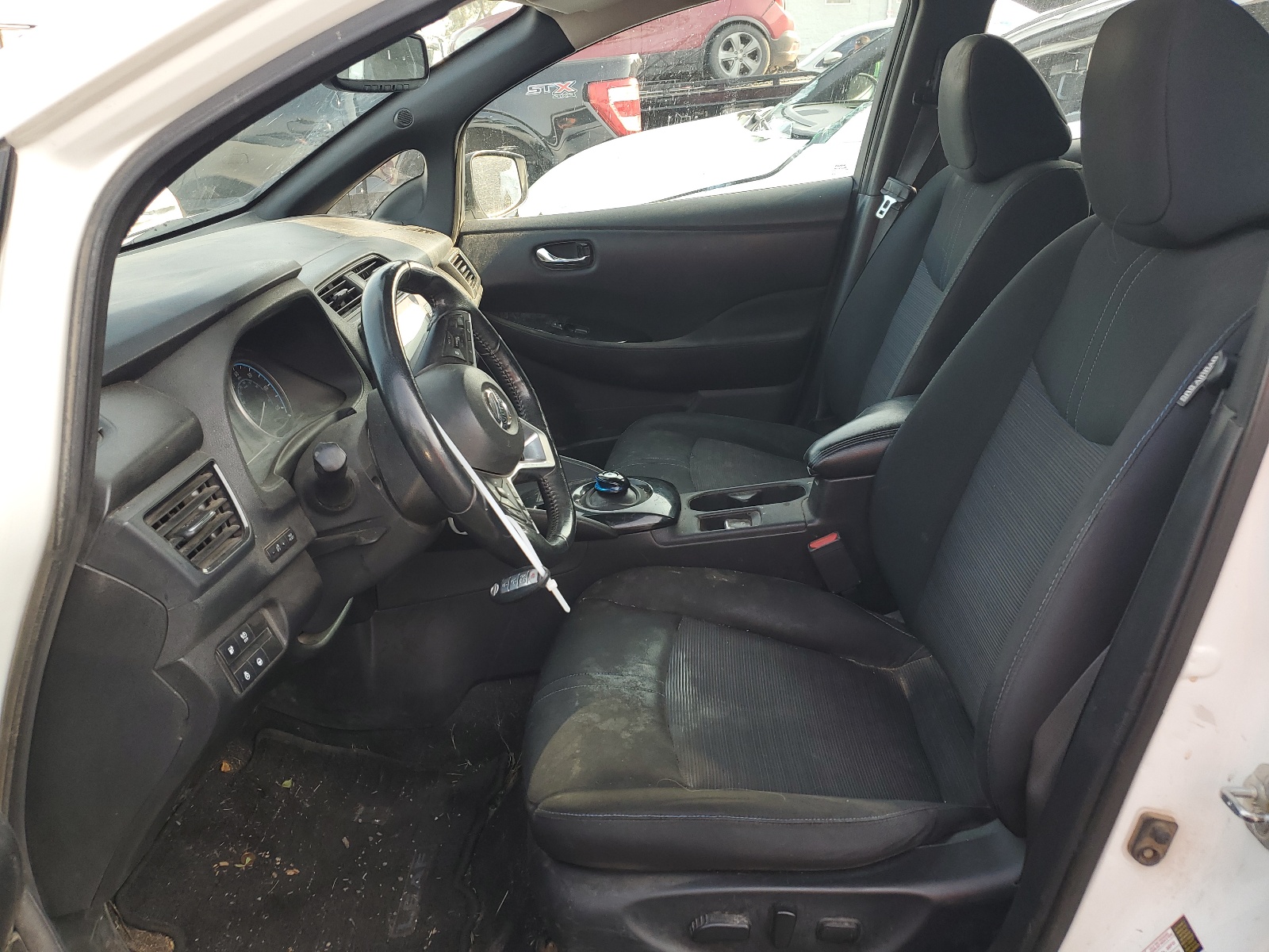 1N4BZ1CP0KC316549 2019 Nissan Leaf S Plus