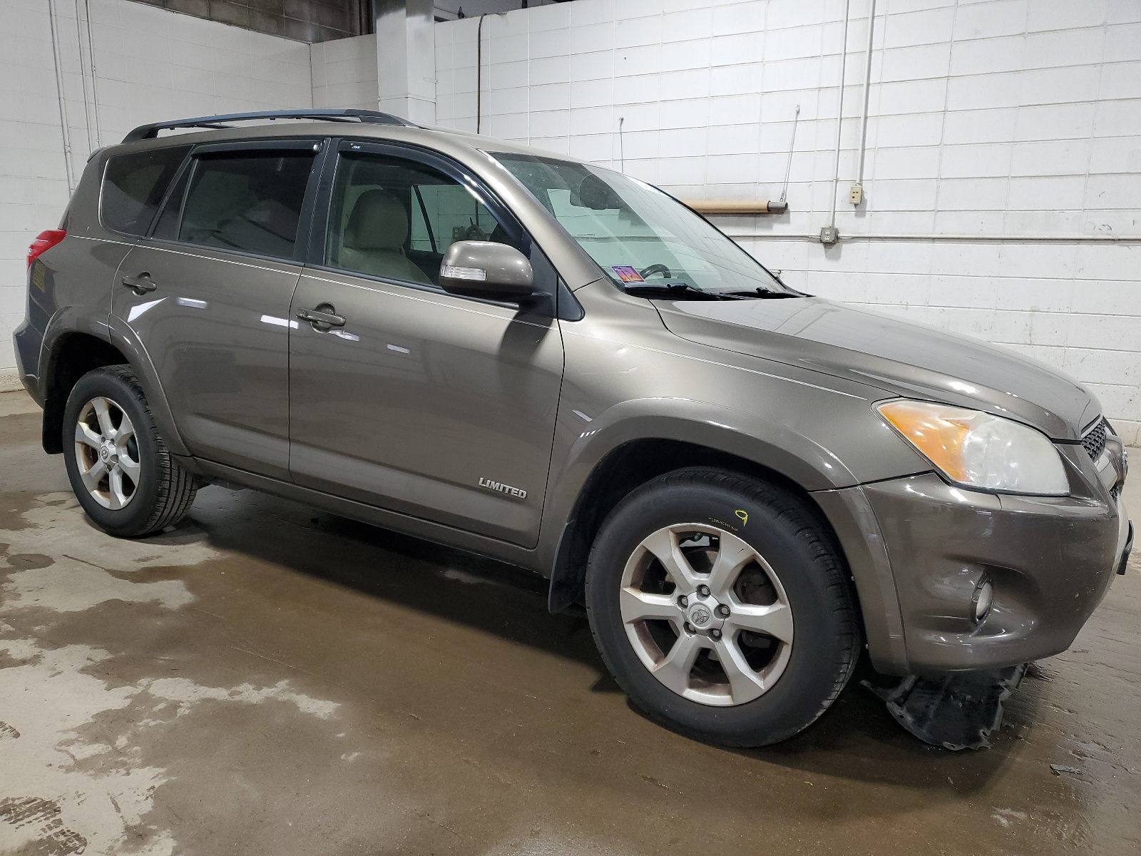 2T3DK4DV7BW038798 2011 Toyota Rav4 Limited