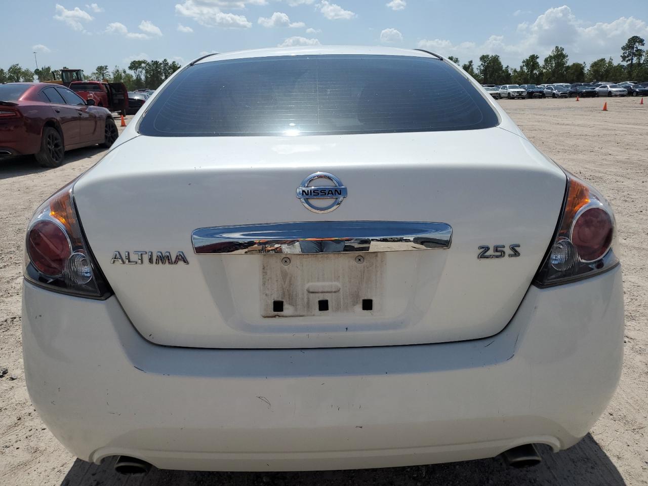1N4AL2AP6CN551811 2012 Nissan Altima Base
