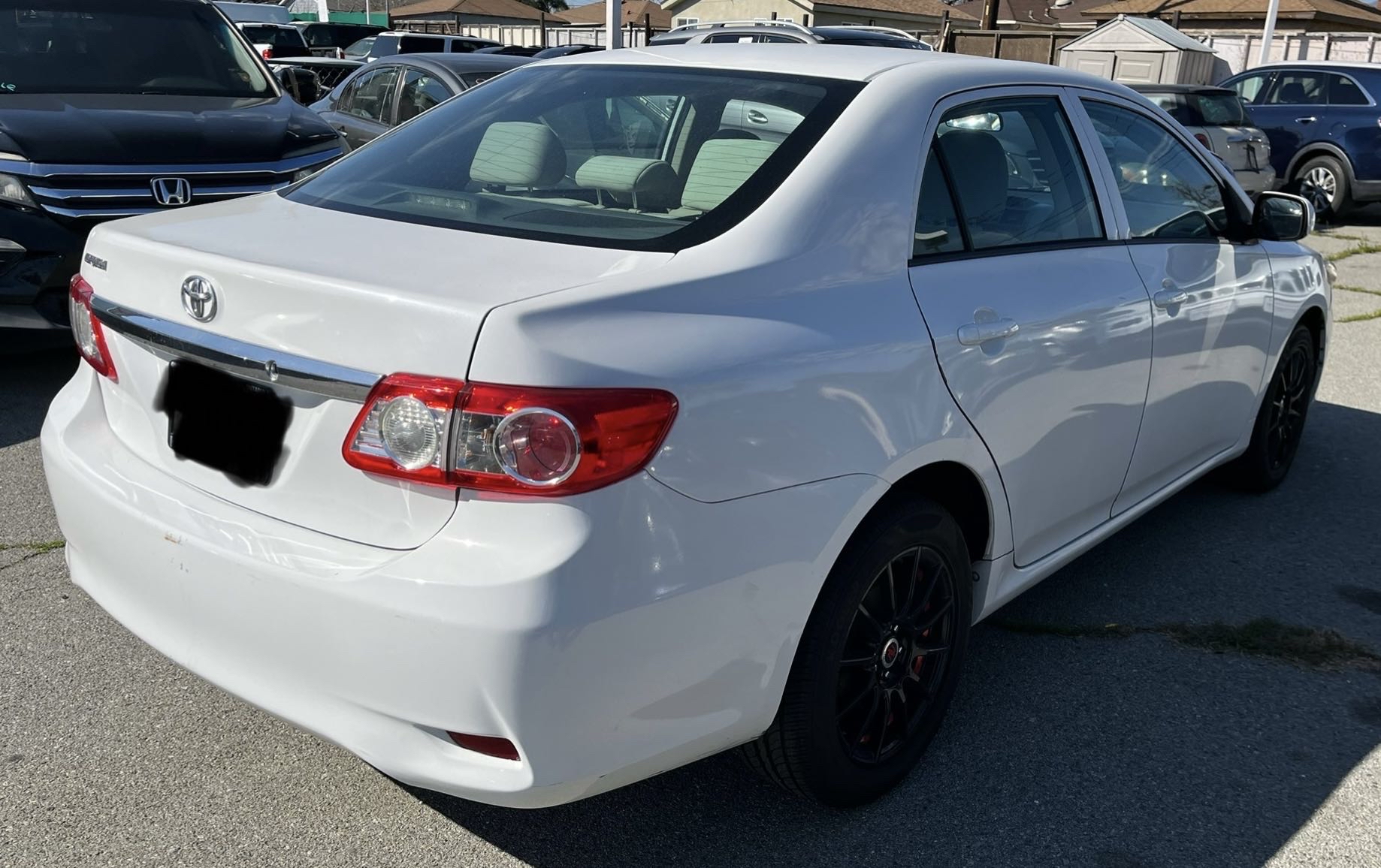 2013 Toyota Corolla Base vin: 5YFBU4EEXDP207452