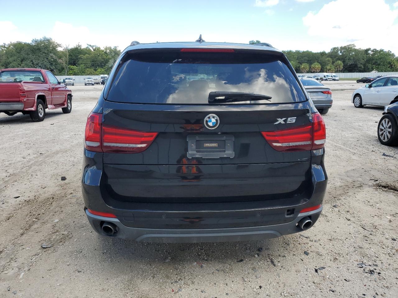 5UXKR2C52F0H37230 2015 BMW X5 Sdrive35I