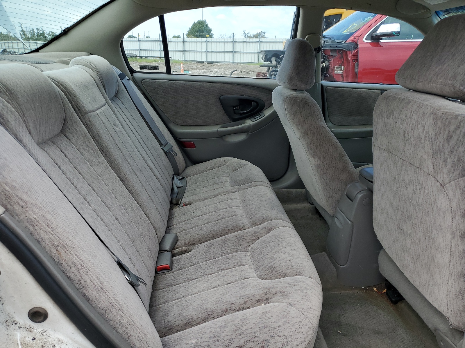 1G1NE52J8Y6317987 2000 Chevrolet Malibu Ls