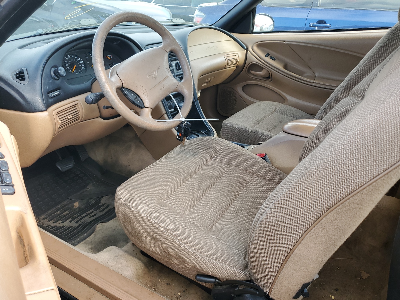 1FAFP4446WF169090 1998 Ford Mustang