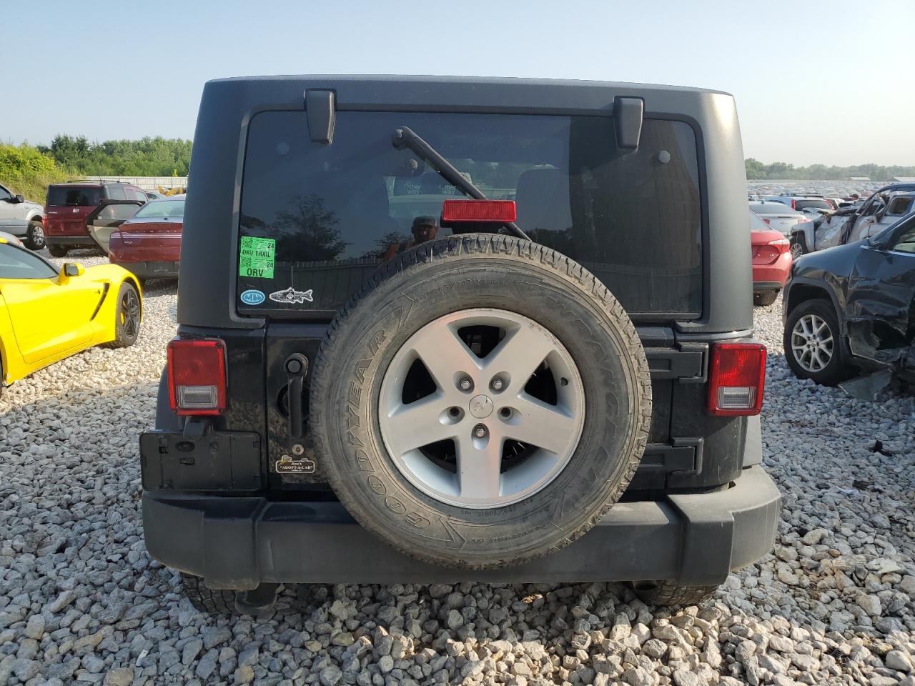 2016 Jeep Wrangler Sport VIN: 1C4AJWAGXGL195646 Lot: 63183254