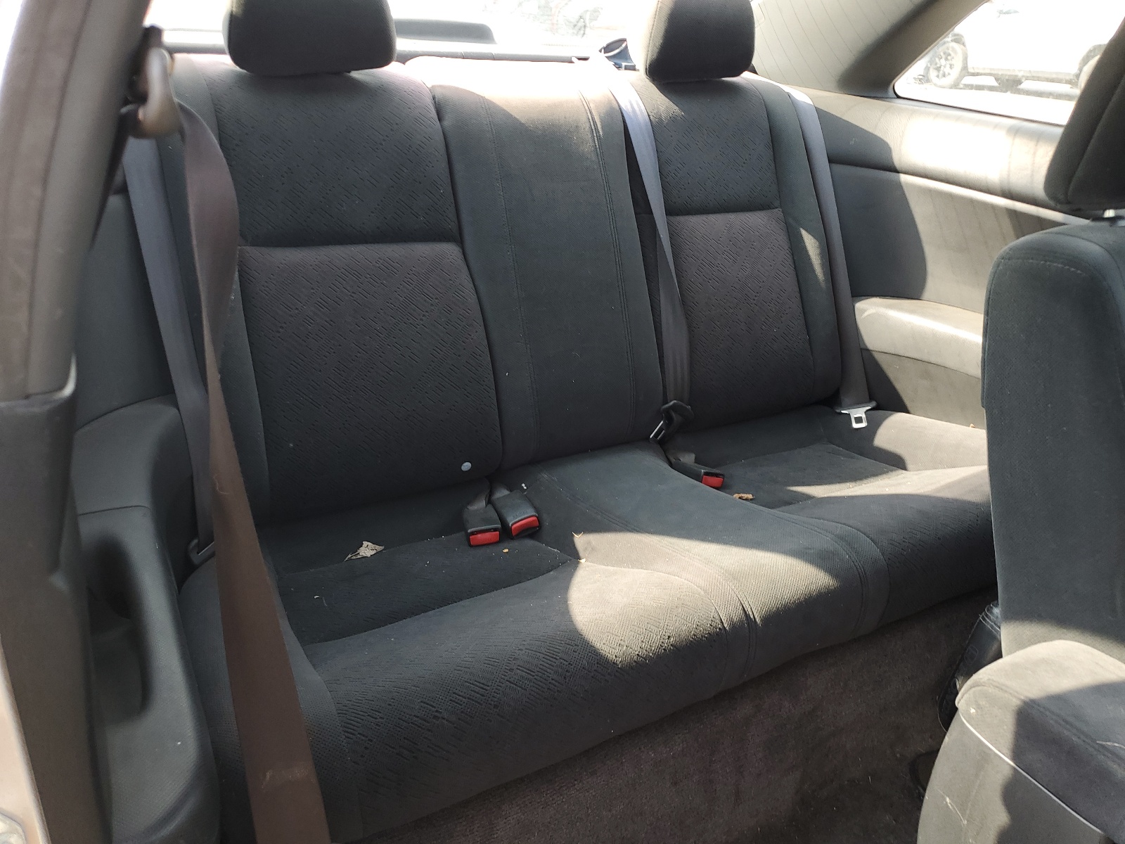 1HGEM22064L020116 2004 Honda Civic Ex