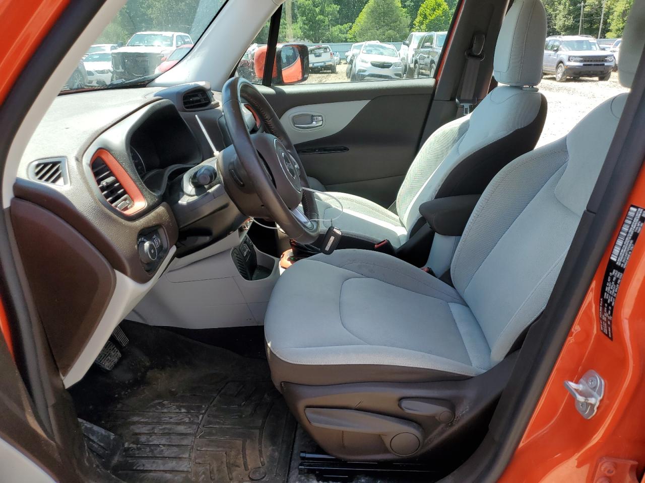 2016 Jeep Renegade Latitude VIN: ZACCJABT7GPD96360 Lot: 63531984