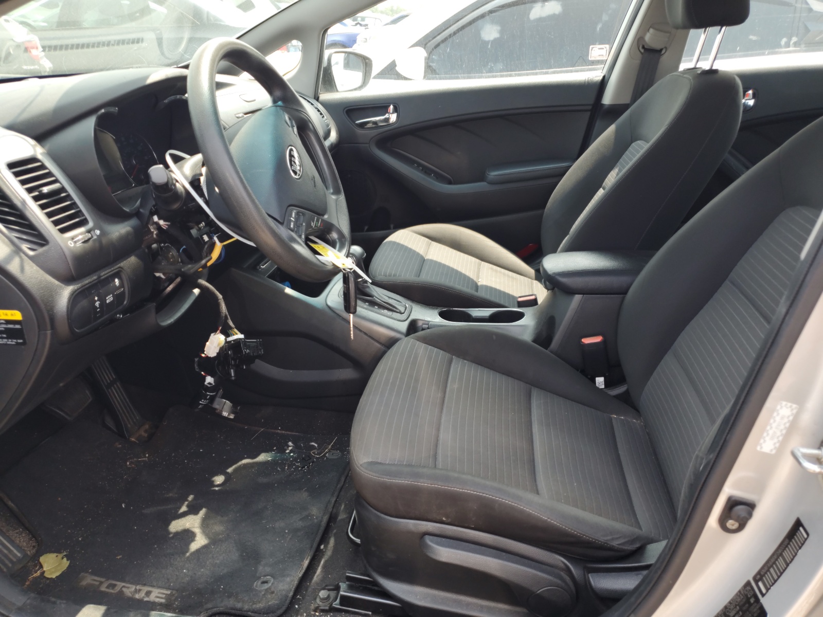 KNAFX4A6XF5400088 2015 Kia Forte Lx