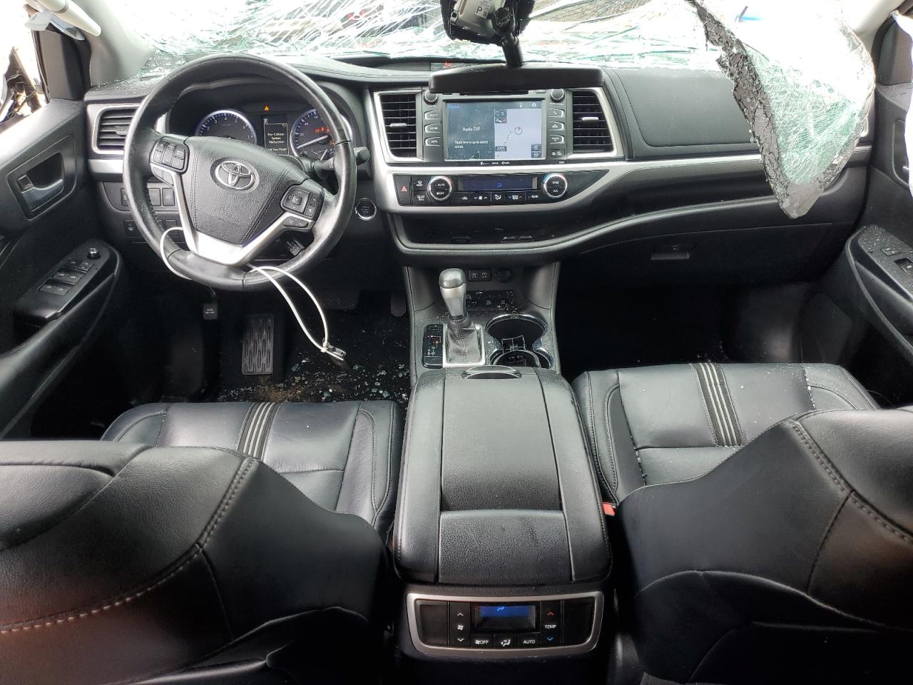 2018 Toyota Highlander Se VIN: 5TDJZRFH3JS546897 Lot: 64315274