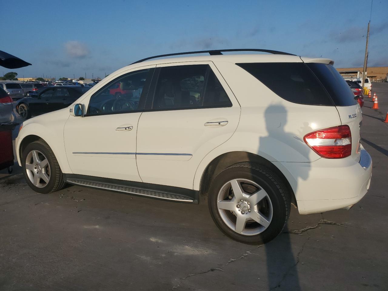 2008 Mercedes-Benz Ml 550 VIN: 4JGBB72E08A392225 Lot: 64413404