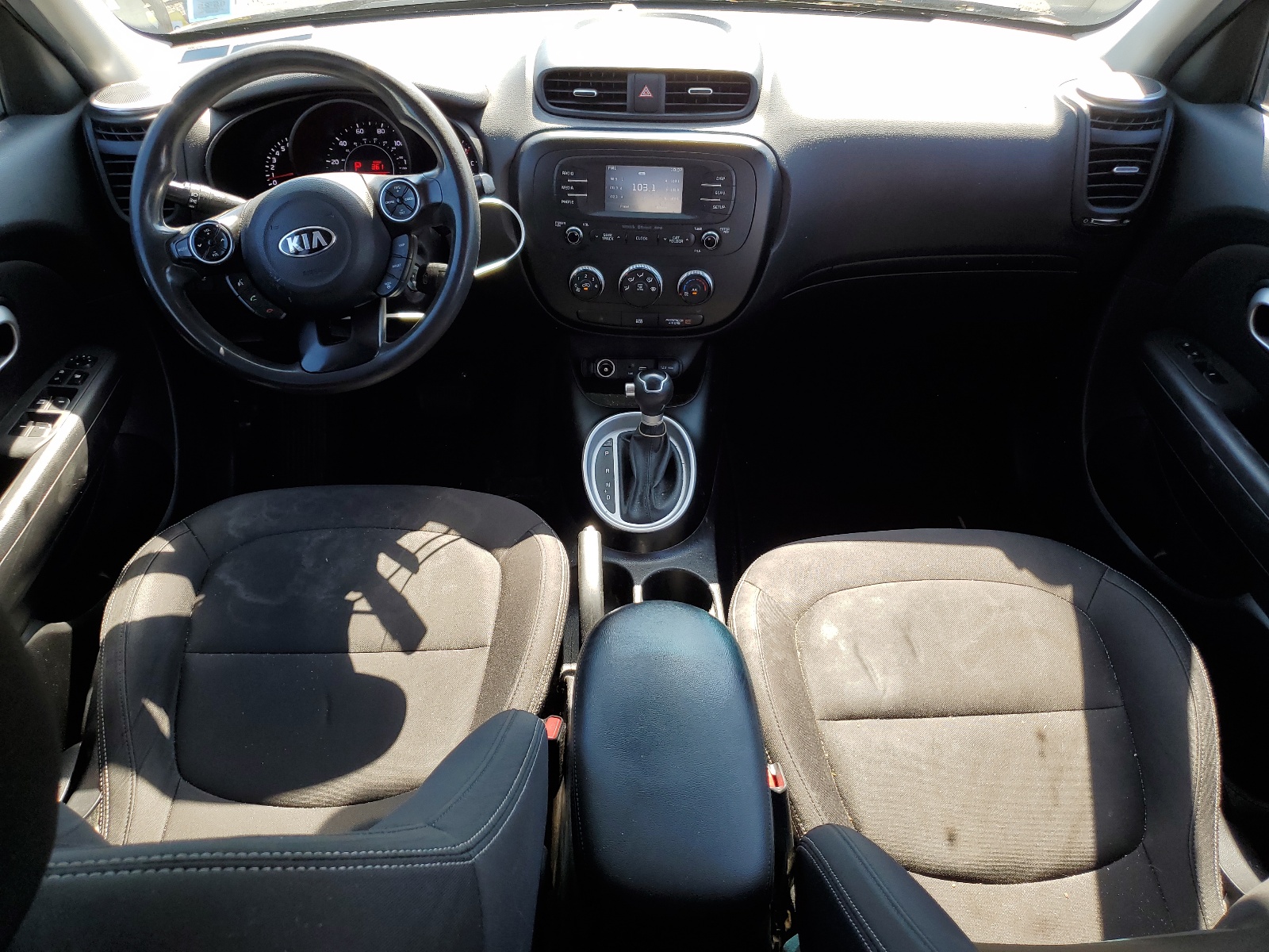 KNDJN2A27G7373832 2016 Kia Soul