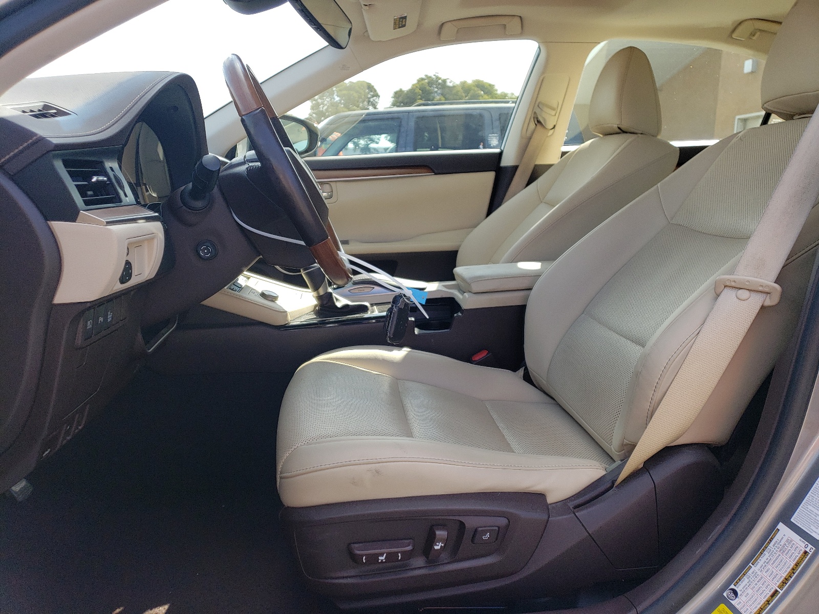 JTHBW1GG0G2118725 2016 Lexus Es 300H