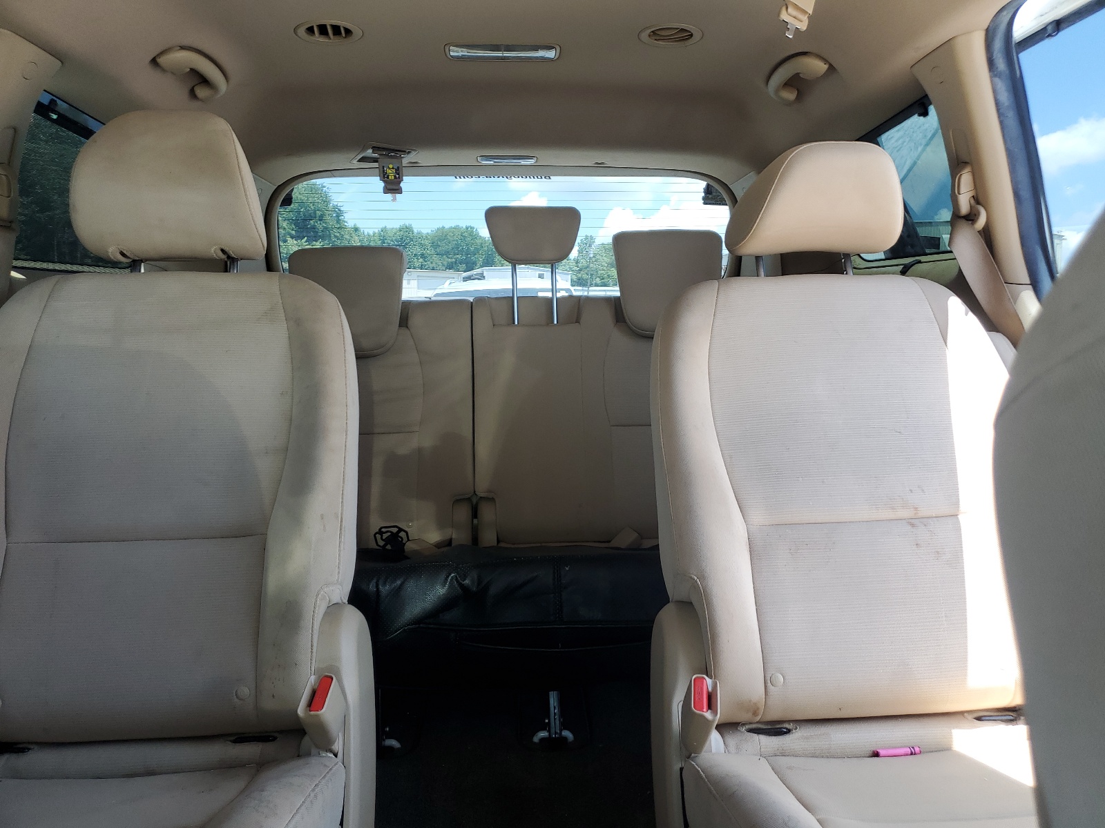 KNDMB5C18F6068579 2015 Kia Sedona Lx