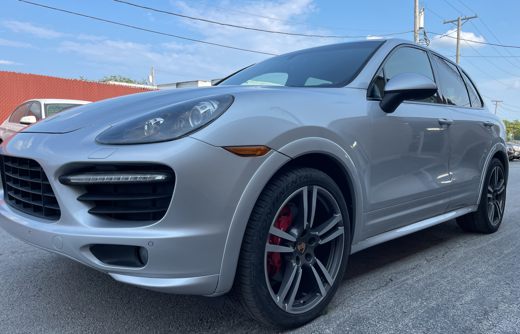 2013 Porsche Cayenne Gts vin: WP1AD2A23DLA73063