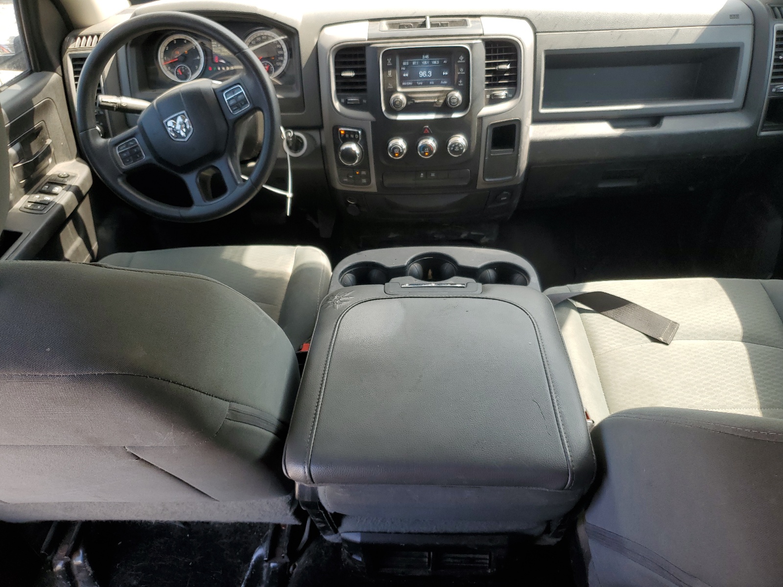 3C6RR7KT5HG573892 2017 Ram 1500 St