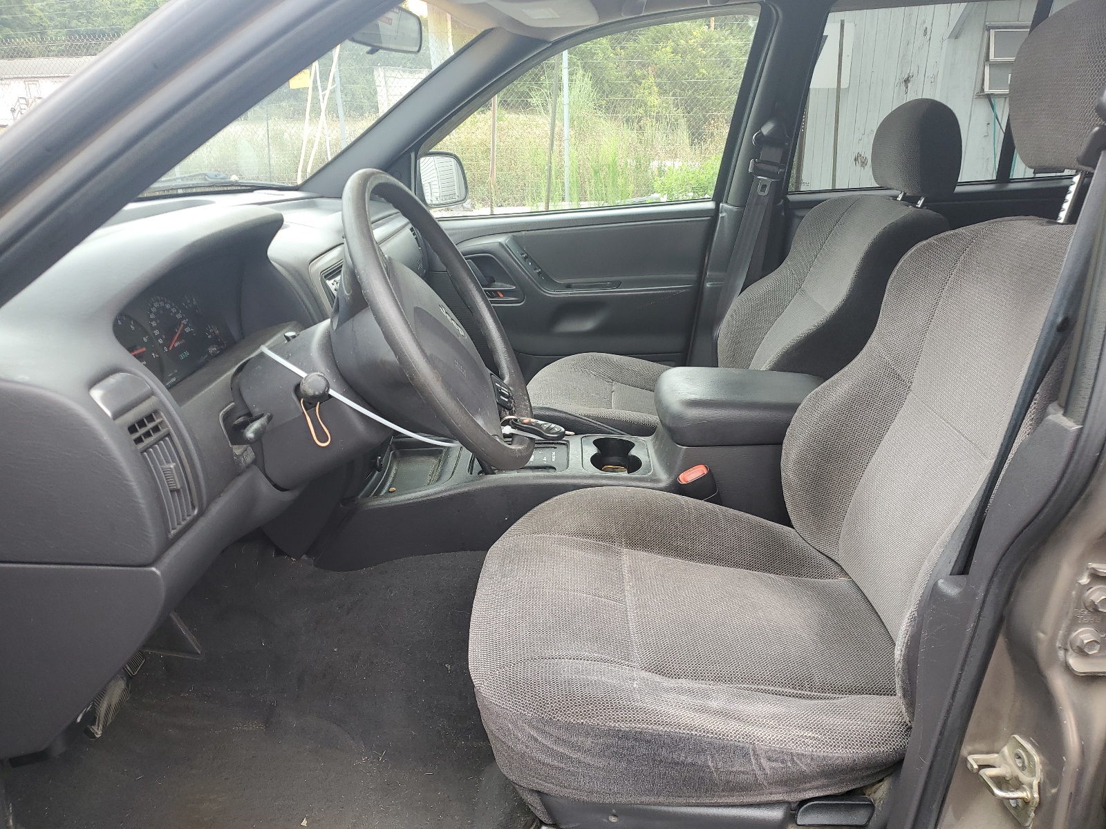 1J4GW48S71C529076 2001 Jeep Grand Cherokee Laredo