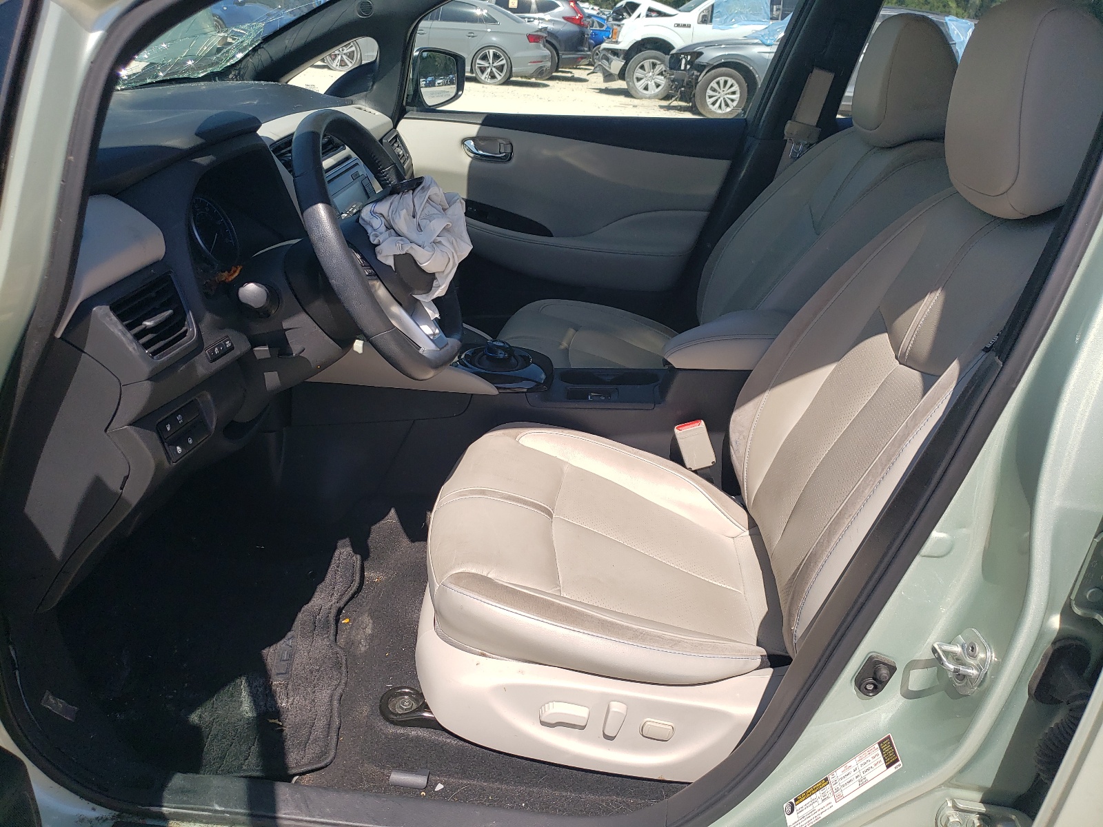 1N4AZ1CP4KC302309 2019 Nissan Leaf S