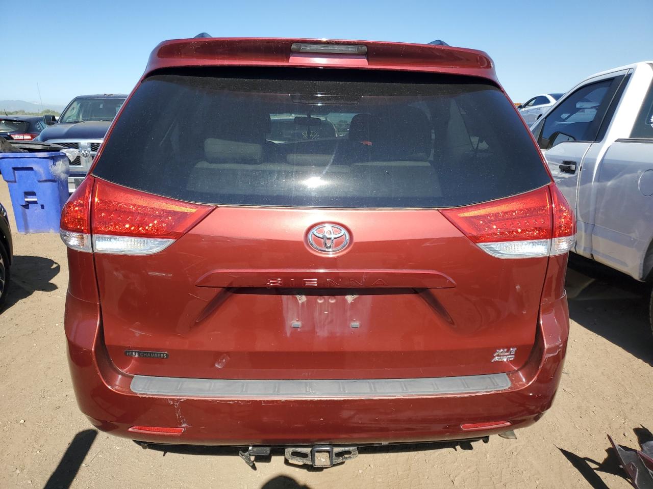 5TDDK3DC9DS065238 2013 Toyota Sienna Xle