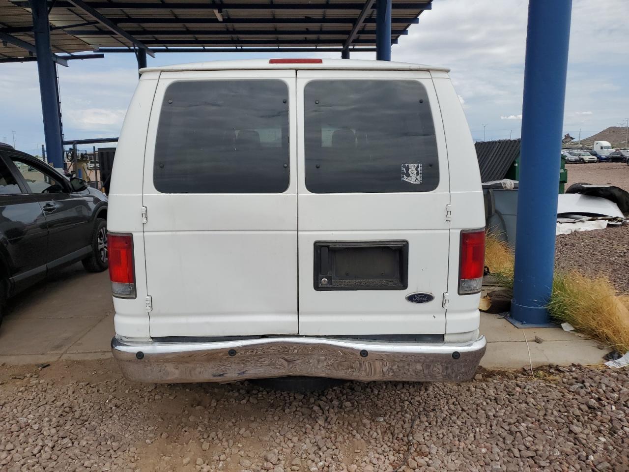 2010 Ford Econoline E350 Super Duty Wagon VIN: 1FBNE3BL0ADA18268 Lot: 57328034