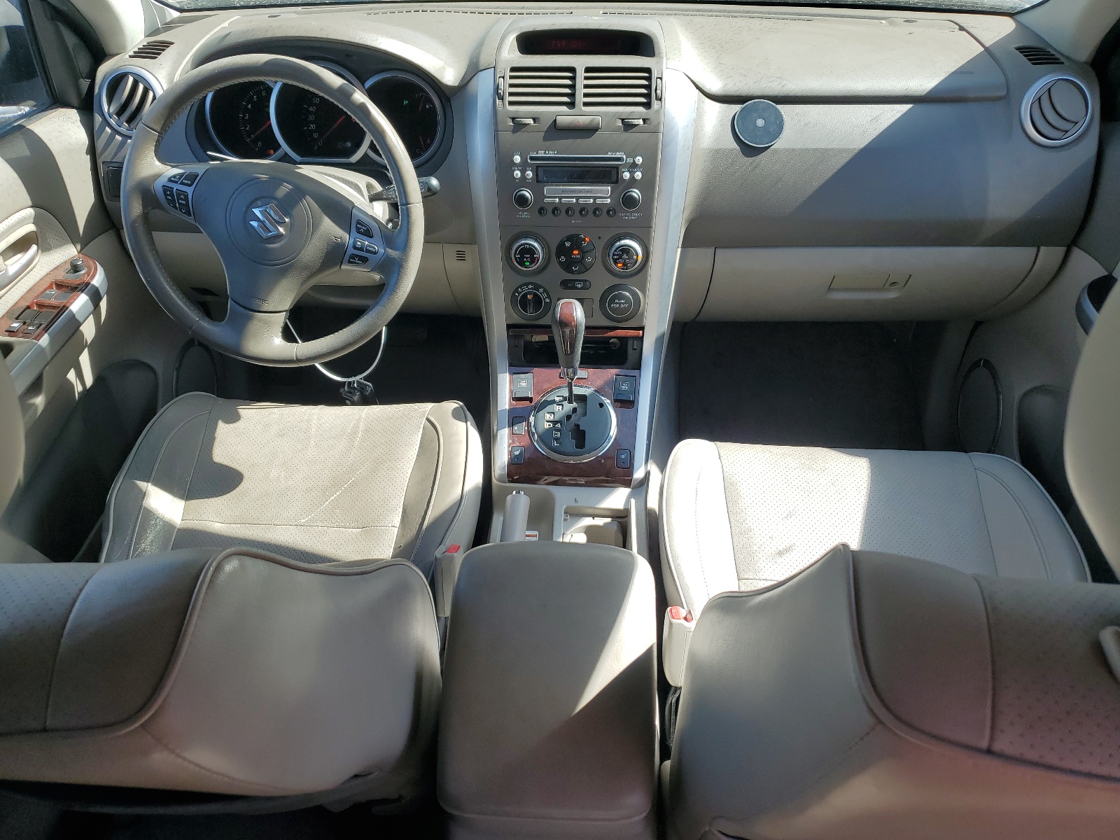 JS3TD947X74200627 2007 Suzuki Grand Vitara Luxury