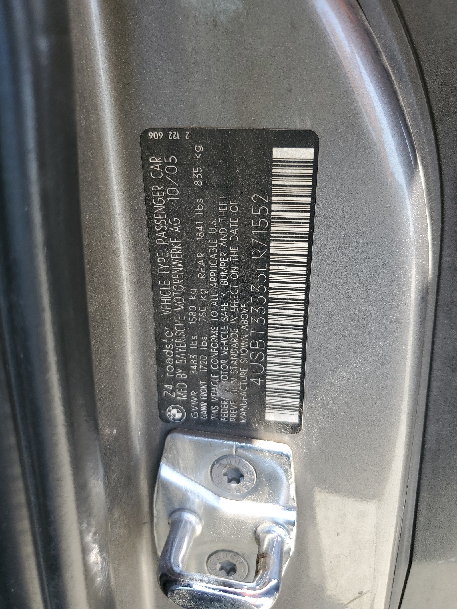 4USBT33535LR71552 2005 BMW Z4 2.5