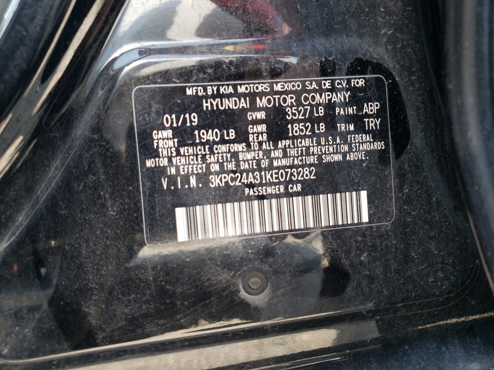 3KPC24A31KE073282 2019 Hyundai Accent Se