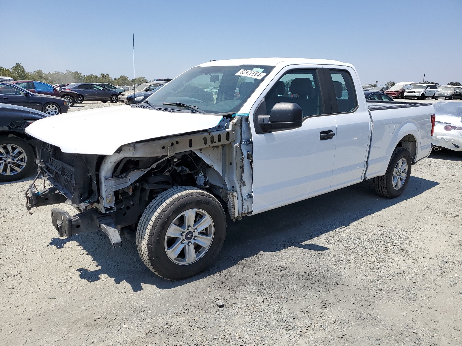 2018 Ford F150 Super Cab vin: 1FTEX1CB7JKE31462