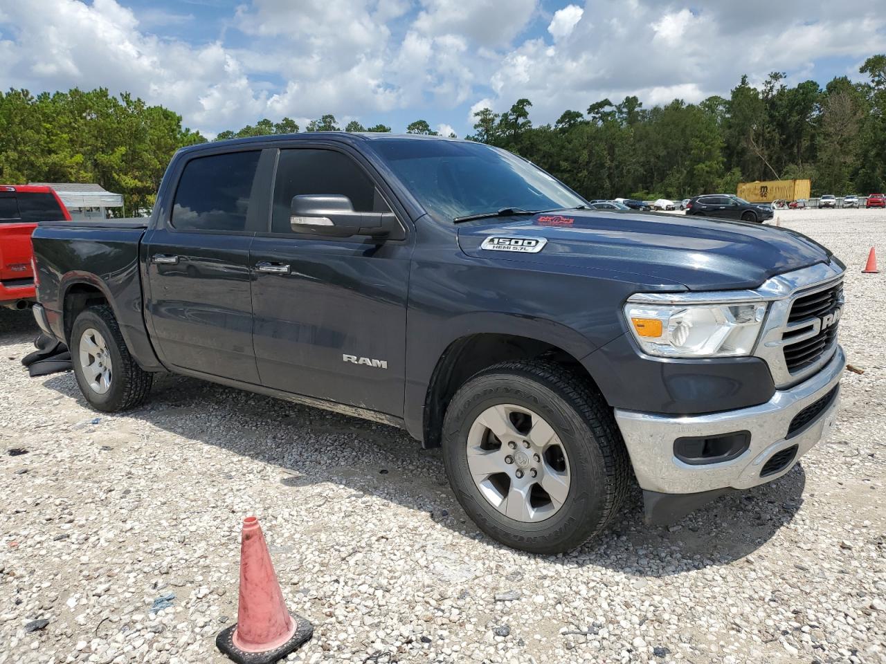 2020 RAM 1500 - Image 4