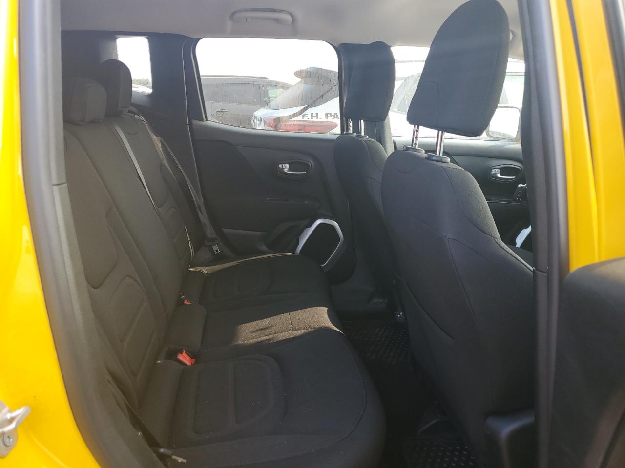 ZACCJBBB5JPH33886 2018 Jeep Renegade Latitude