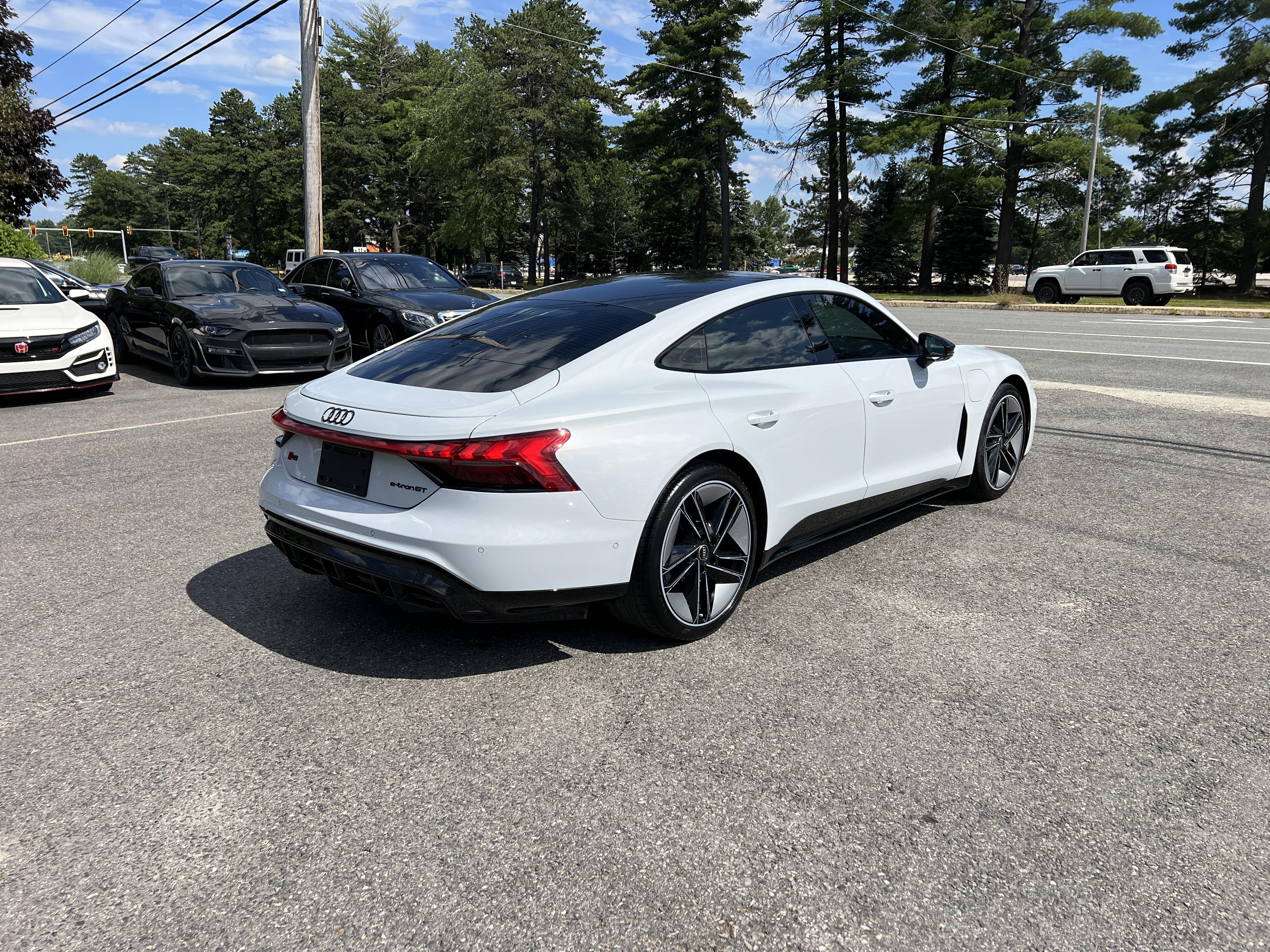 2023 Audi Rs E-Tron Gt vin: WAUBHBFW7P7901163