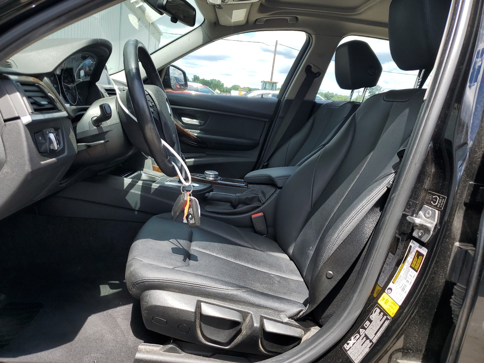 WBA3C3G5XFNT52678 2015 BMW 320 I xDrive