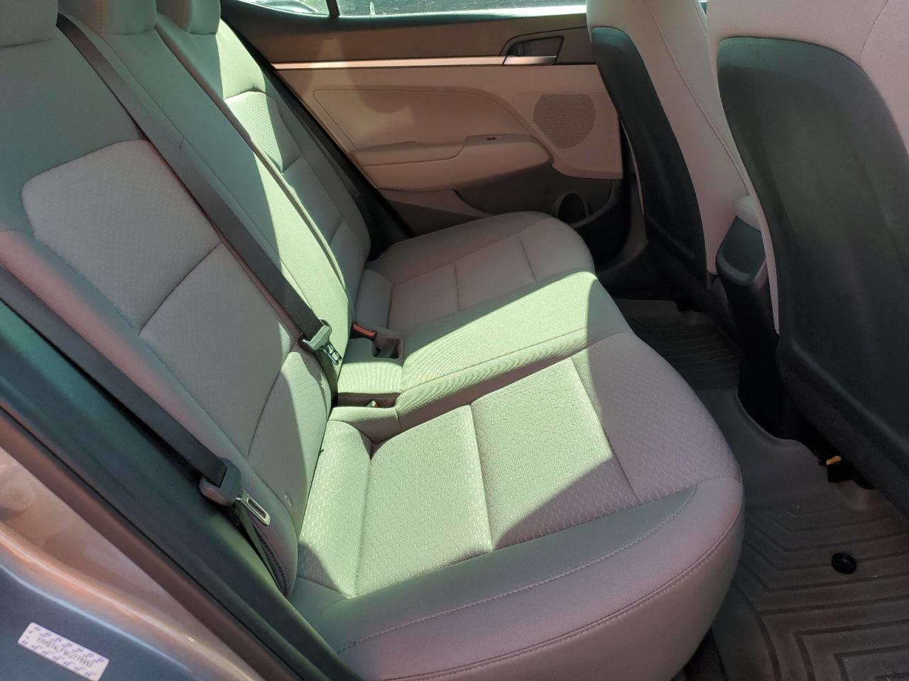 2019 Hyundai Elantra Se VIN: KMHD74LF9KU779992 Lot: 63441804