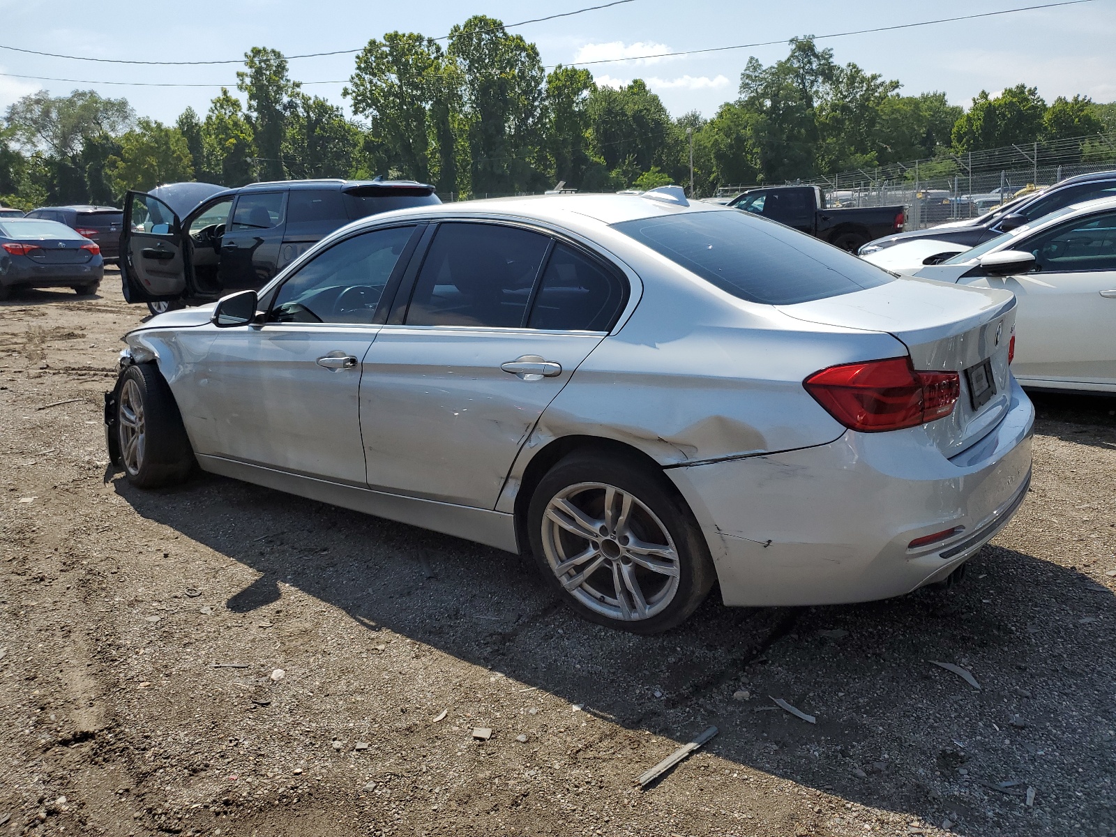 2017 BMW 330 I vin: WBA8B9C56HK676362