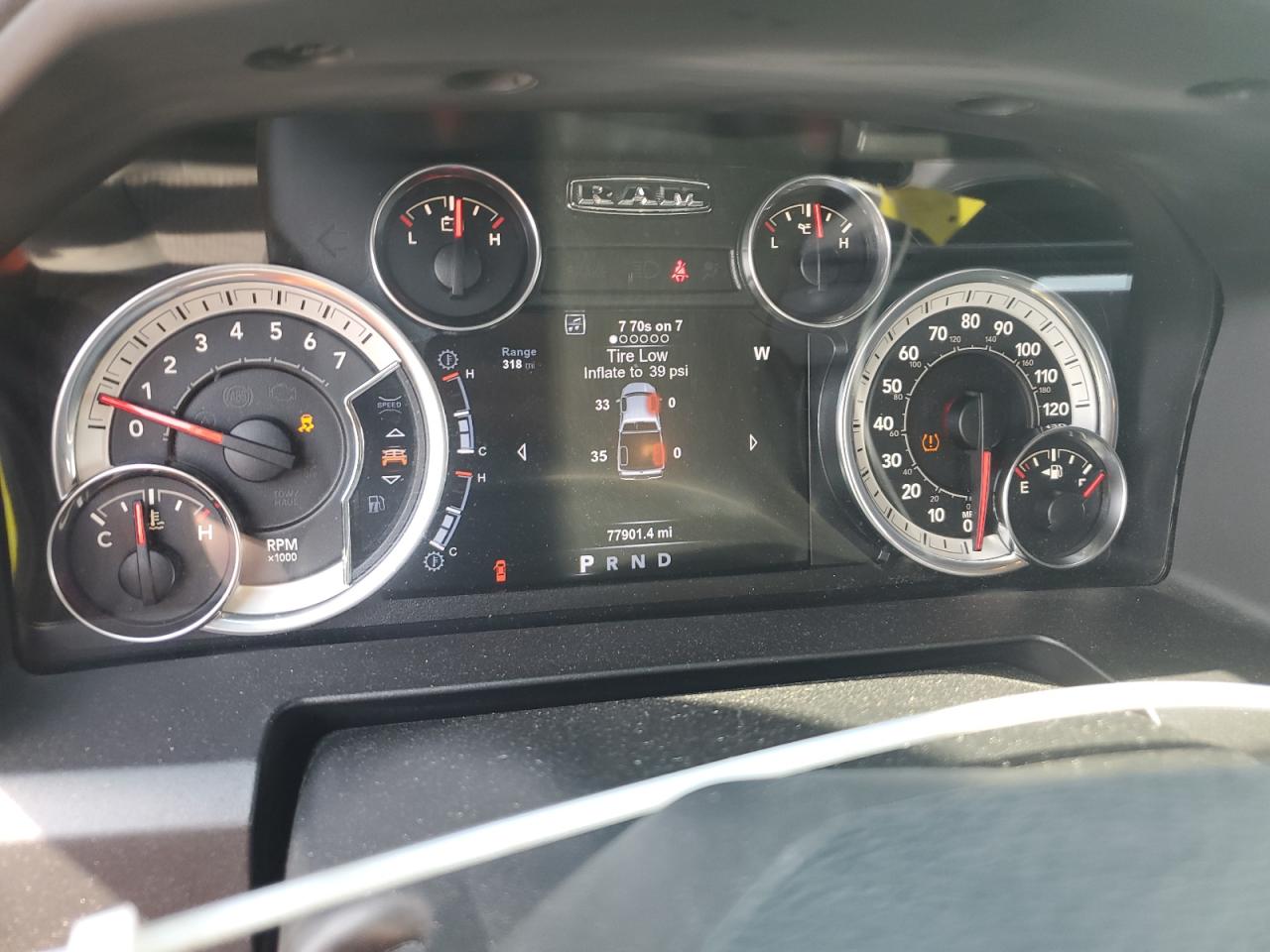 2017 Ram 1500 Slt VIN: 1C6RR7GT5HS750815 Lot: 63052084