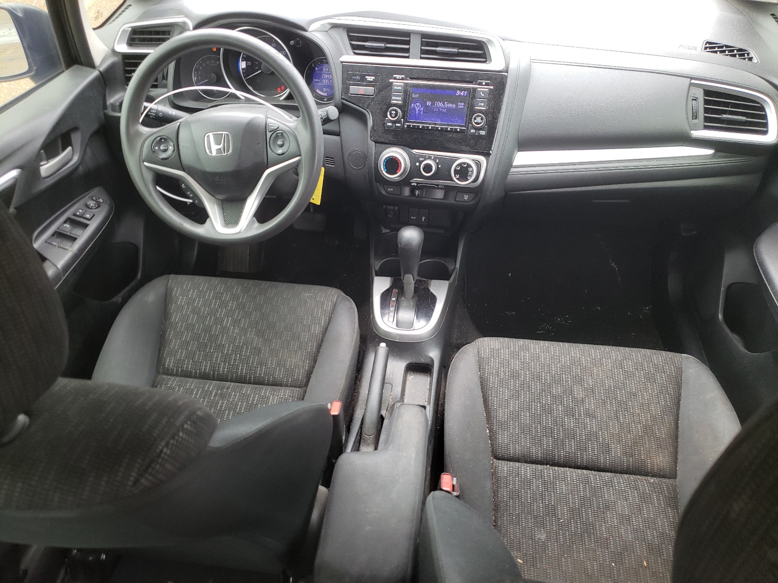 3HGGK5H55FM759689 2015 Honda Fit Lx