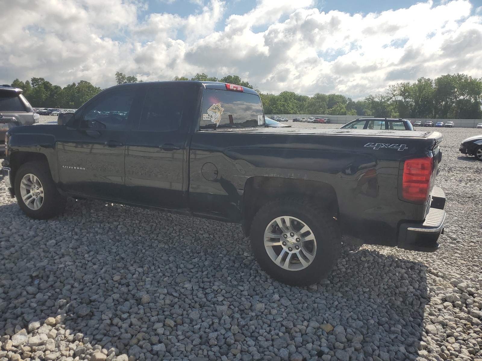 2014 Chevrolet Silverado K1500 Lt vin: 1GCVKREC2EZ359103