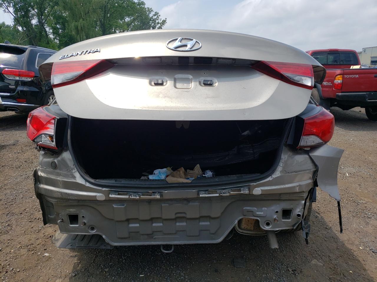 2016 Hyundai Elantra Se VIN: 5NPDH4AE9GH794019 Lot: 61060594