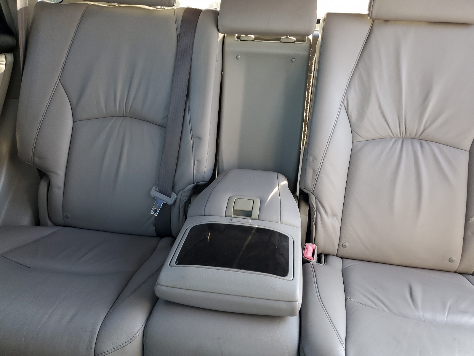 JTJGA31U650058357 2005 Lexus Rx 330