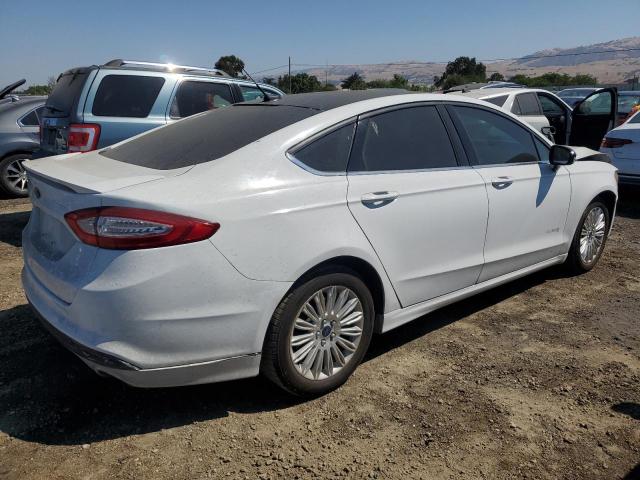  FORD FUSION 2016 Білий