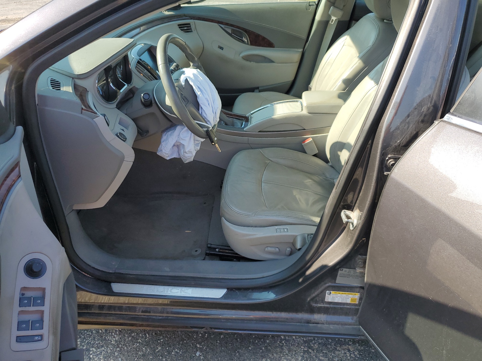 1G4GC5E33DF139513 2013 Buick Lacrosse