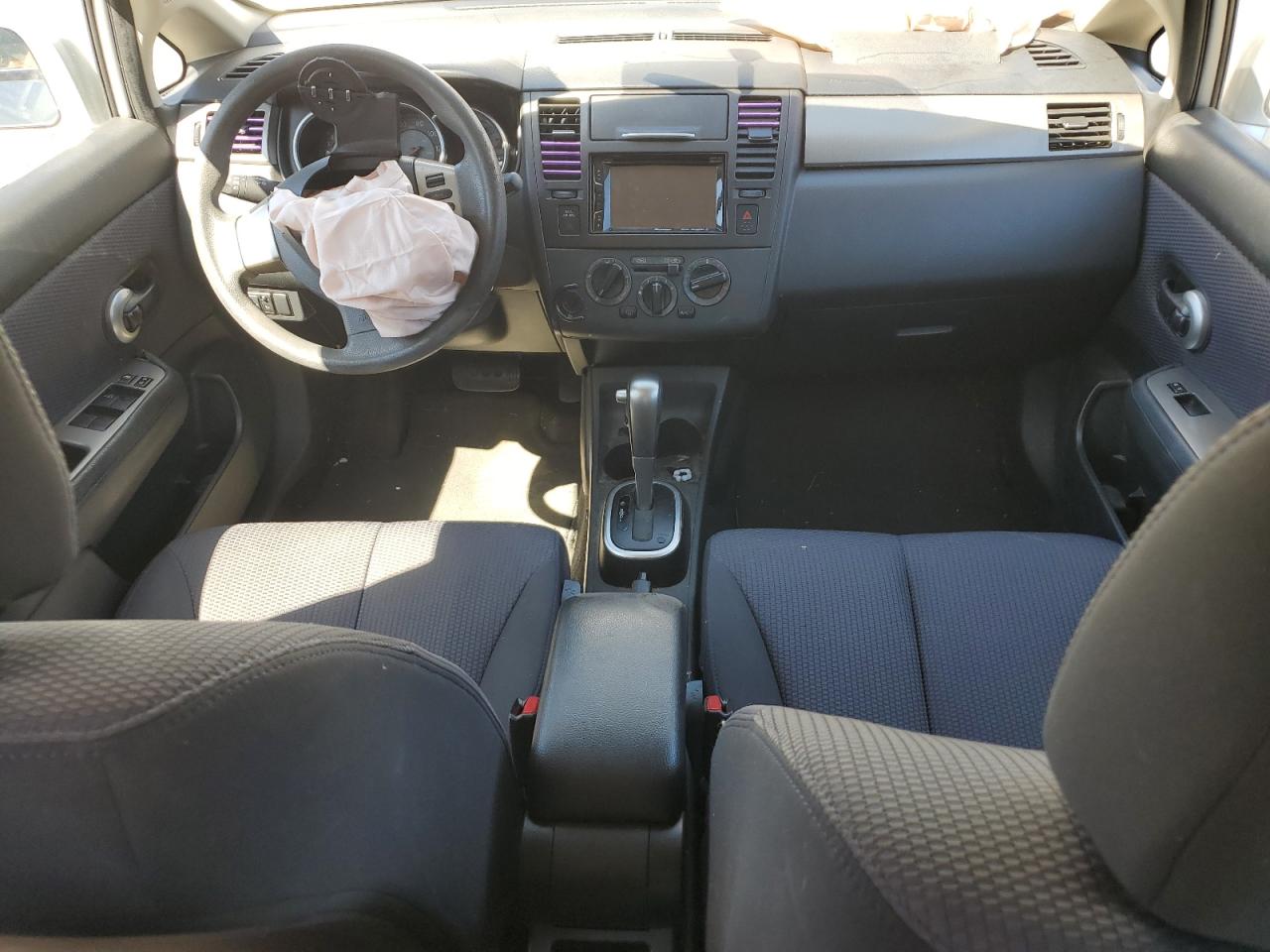 2009 Nissan Versa S VIN: 3N1BC13E59L412575 Lot: 64305964