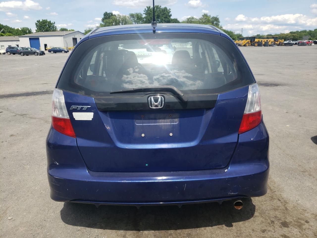 2013 Honda Fit VIN: JHMGE8H32DC017432 Lot: 61371604