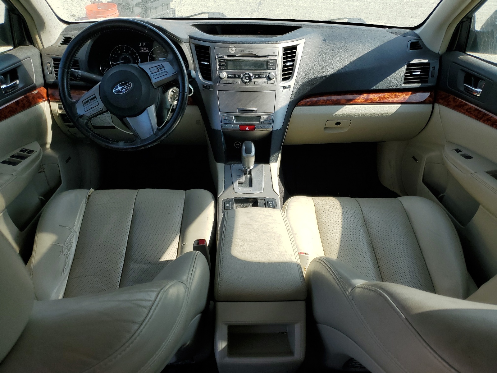 4S3BMBK64A3224835 2010 Subaru Legacy 2.5I Limited