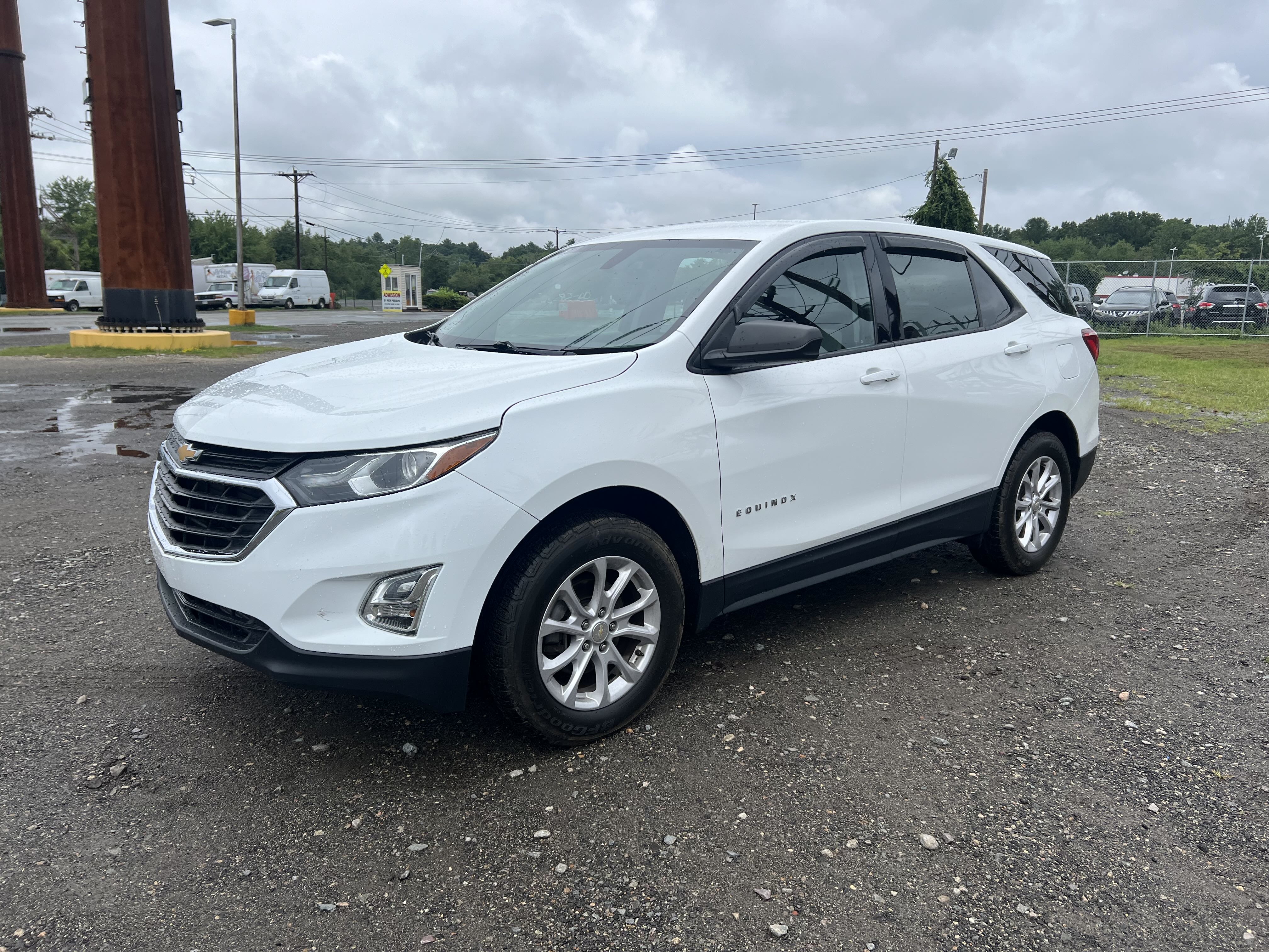 2019 Chevrolet Equinox Ls vin: 3GNAXSEV5KS667116