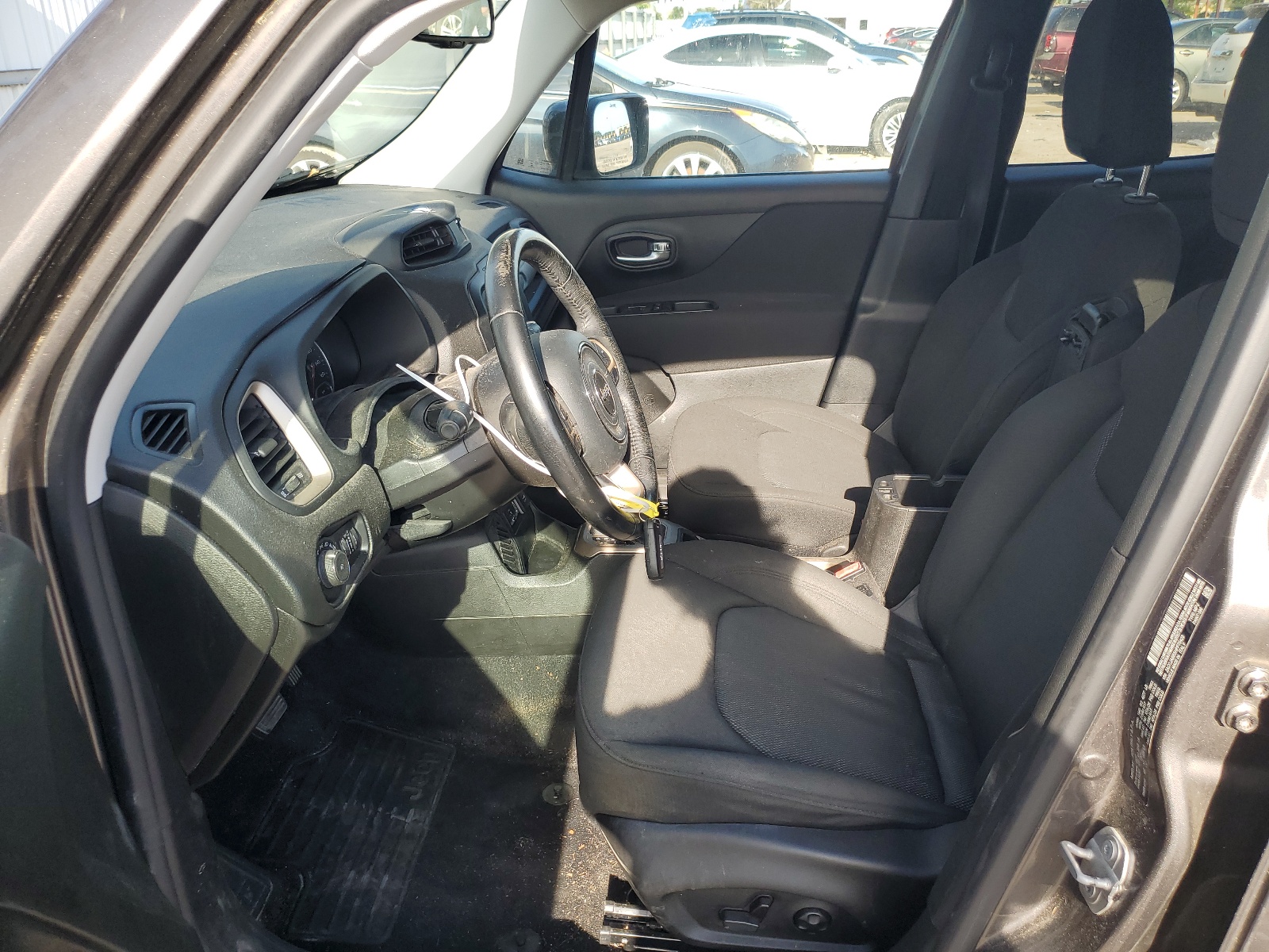 ZACCJABB5HPF76428 2017 Jeep Renegade Latitude